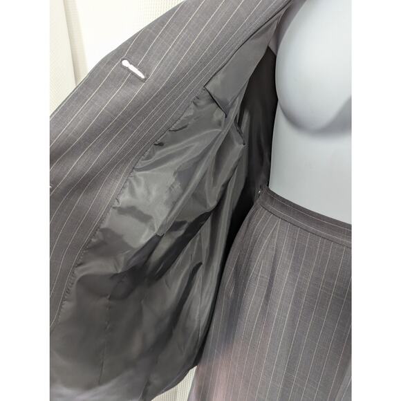 NWOT! WORTHINGTON WOMAN! CLASSIC GRAY PIN STRIPED SKIRT SUIT LONG JACKET! SZ 20W - Picture 6 of 13